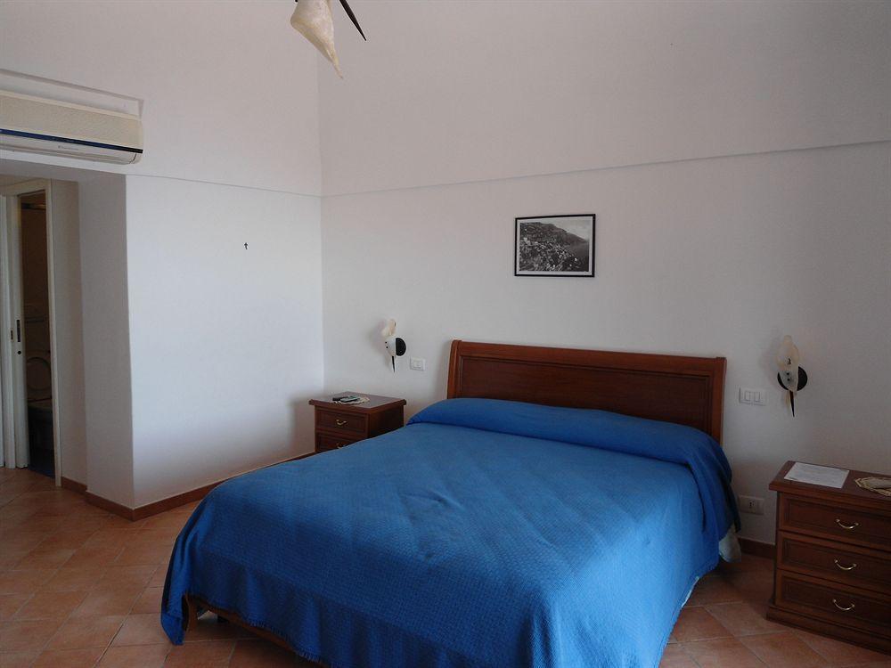 Bed and Breakfast Le Ghiande à Positano Extérieur photo